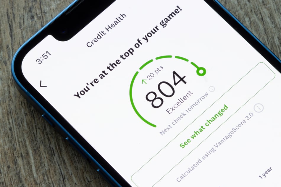 Importance of Monitoring Your Credit Report Before Retirement